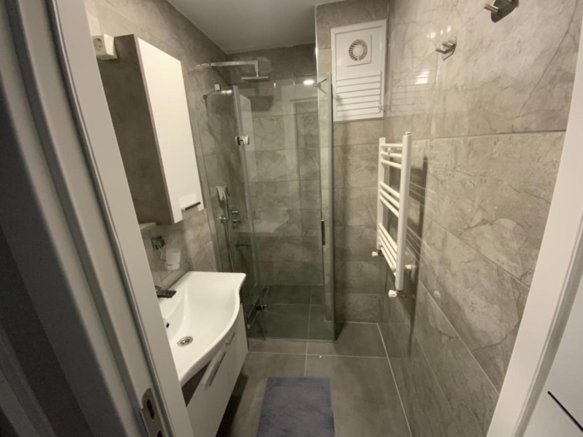 Luxury Z-apart Family Homes 2 Bedrooms Wifi Near Metro Zeytinburnu Apartment Istanbul